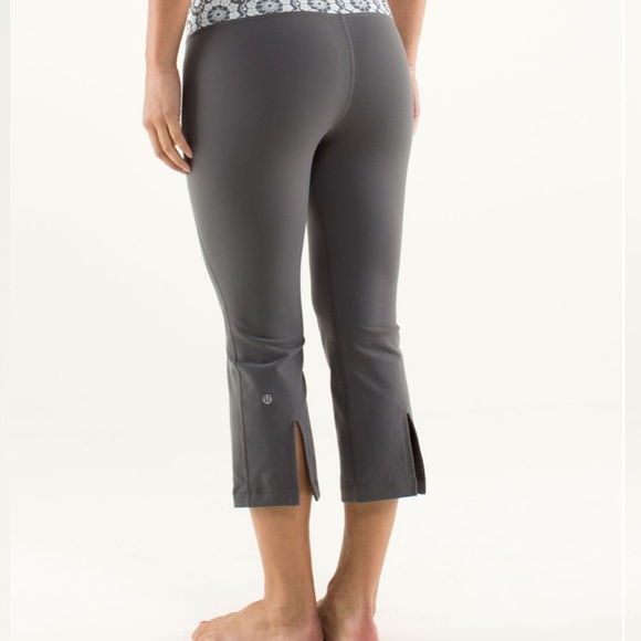 Lululemon Gather & Crow Crop Soot Light - Picture 6 of 7